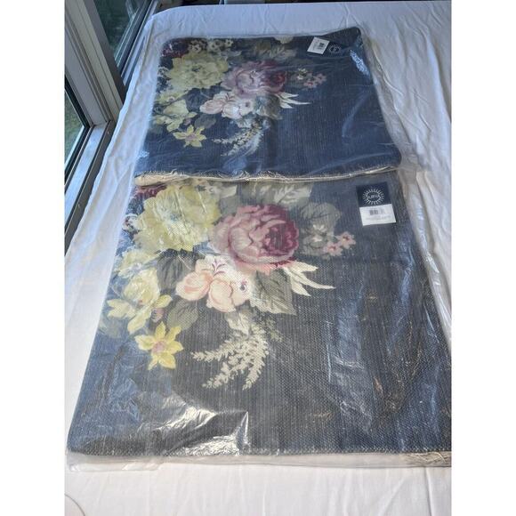 Surya Pillow Covers NWT 22x22 Set Of 2 Muted Floral Cottage BOHO tasseled Zip - Picture 7 of 8